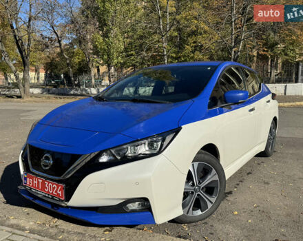 Синий Ниссан Лиф, объемом двигателя 0 л и пробегом 164 тыс. км за 13200 $, фото 7 на Automoto.ua