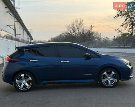 Синий Ниссан Лиф, объемом двигателя 0 л и пробегом 76 тыс. км за 16100 $, фото 8 на Automoto.ua