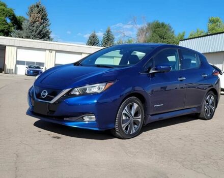 Синий Ниссан Лиф, объемом двигателя 0 л и пробегом 42 тыс. км за 6400 $, фото 2 на Automoto.ua