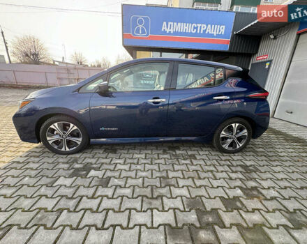 Синий Ниссан Лиф, объемом двигателя 0 л и пробегом 18 тыс. км за 13500 $, фото 9 на Automoto.ua