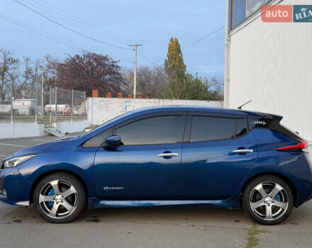 Синий Ниссан Лиф, объемом двигателя 0 л и пробегом 76 тыс. км за 16100 $, фото 6 на Automoto.ua