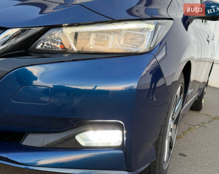 Синий Ниссан Лиф, объемом двигателя 0 л и пробегом 76 тыс. км за 16100 $, фото 42 на Automoto.ua