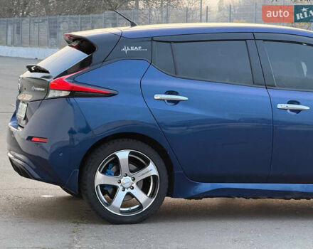 Синий Ниссан Лиф, объемом двигателя 0 л и пробегом 76 тыс. км за 16100 $, фото 45 на Automoto.ua