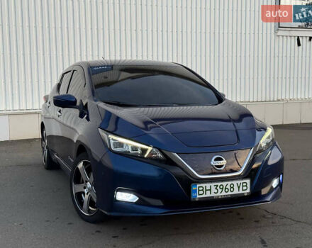 Синий Ниссан Лиф, объемом двигателя 0 л и пробегом 76 тыс. км за 16100 $, фото 5 на Automoto.ua