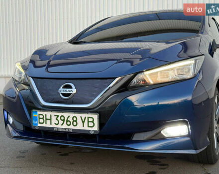 Синий Ниссан Лиф, объемом двигателя 0 л и пробегом 76 тыс. км за 16100 $, фото 44 на Automoto.ua