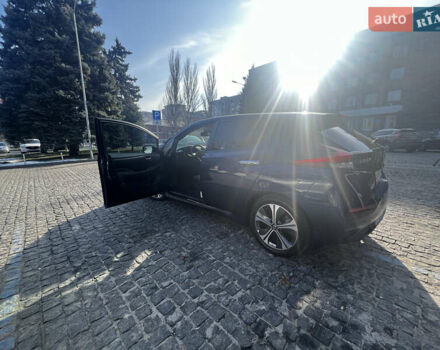 Синий Ниссан Лиф, объемом двигателя 0 л и пробегом 86 тыс. км за 14600 $, фото 23 на Automoto.ua