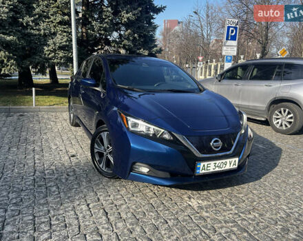 Синий Ниссан Лиф, объемом двигателя 0 л и пробегом 86 тыс. км за 14600 $, фото 34 на Automoto.ua