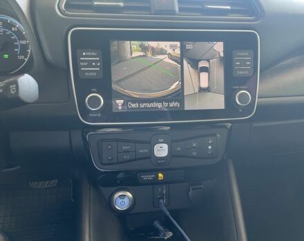 Синий Ниссан Лиф, объемом двигателя 0 л и пробегом 33 тыс. км за 11500 $, фото 3 на Automoto.ua