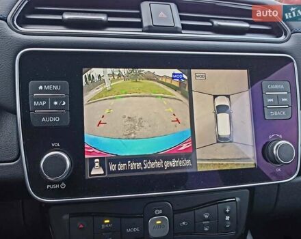 Синий Ниссан Лиф, объемом двигателя 0 л и пробегом 57 тыс. км за 14500 $, фото 14 на Automoto.ua