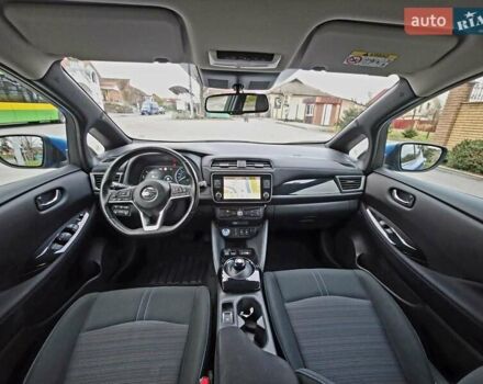 Синий Ниссан Лиф, объемом двигателя 0 л и пробегом 57 тыс. км за 14500 $, фото 6 на Automoto.ua