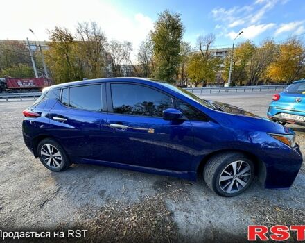 Синий Ниссан Лиф, объемом двигателя 0 л и пробегом 35 тыс. км за 17700 $, фото 7 на Automoto.ua