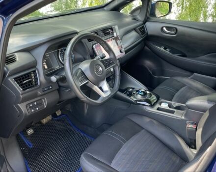Синий Ниссан Лиф, объемом двигателя 0 л и пробегом 57 тыс. км за 12950 $, фото 6 на Automoto.ua