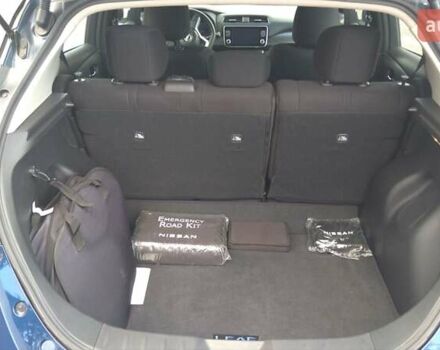 Синий Ниссан Лиф, объемом двигателя 0 л и пробегом 27 тыс. км за 16800 $, фото 3 на Automoto.ua