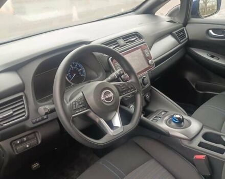 Синий Ниссан Лиф, объемом двигателя 0 л и пробегом 2 тыс. км за 17000 $, фото 4 на Automoto.ua