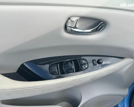 Синій Ніссан Ліф, об'ємом двигуна 0 л та пробігом 82 тис. км за 6090 $, фото 12 на Automoto.ua