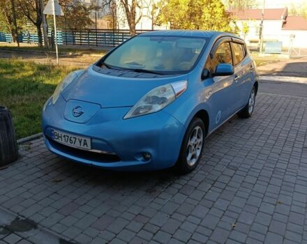 Синий Ниссан Лиф, объемом двигателя 0 л и пробегом 165 тыс. км за 4800 $, фото 1 на Automoto.ua