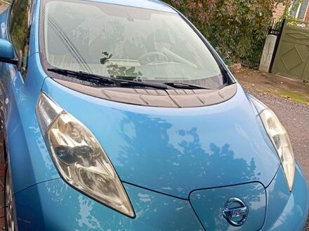 Синий Ниссан Лиф, объемом двигателя 0 л и пробегом 111 тыс. км за 4600 $, фото 1 на Automoto.ua