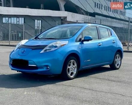 Синий Ниссан Лиф, объемом двигателя 0 л и пробегом 120 тыс. км за 5000 $, фото 1 на Automoto.ua