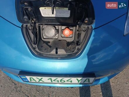 Синий Ниссан Лиф, объемом двигателя 0 л и пробегом 178 тыс. км за 5000 $, фото 1 на Automoto.ua