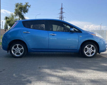 Синий Ниссан Лиф, объемом двигателя 0 л и пробегом 105 тыс. км за 5999 $, фото 1 на Automoto.ua