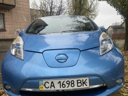 Синий Ниссан Лиф, объемом двигателя 0 л и пробегом 270 тыс. км за 3700 $, фото 1 на Automoto.ua