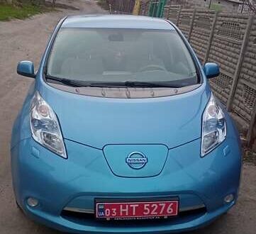Синий Ниссан Лиф, объемом двигателя 0 л и пробегом 147 тыс. км за 5000 $, фото 1 на Automoto.ua