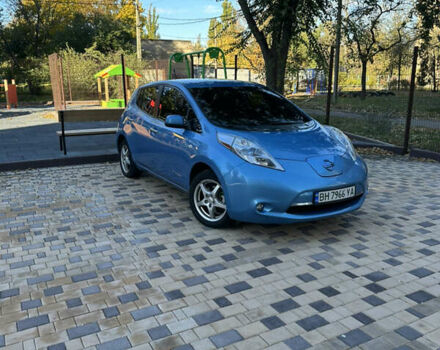Ніссан Ліф 2012 у Измаиле на Automoto.ua Синій Ніссан Ліф, об'ємом двигуна 0 л та пробігом 140 тис. км за 5500 $, фото 1 на Automoto.ua