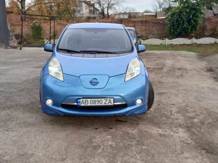 Синий Ниссан Лиф, объемом двигателя 0 л и пробегом 140 тыс. км за 4295 $, фото 1 на Automoto.ua