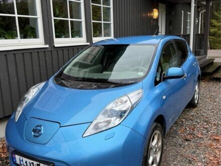 Синий Ниссан Лиф, объемом двигателя 0 л и пробегом 99 тыс. км за 3900 $, фото 1 на Automoto.ua