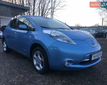 Синий Ниссан Лиф, объемом двигателя 0 л и пробегом 73 тыс. км за 4500 $, фото 1 на Automoto.ua