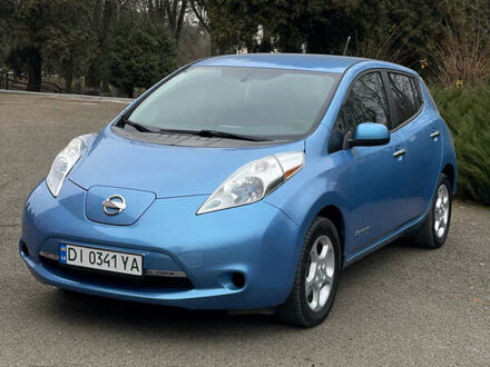 Синий Ниссан Лиф, объемом двигателя 0 л и пробегом 90 тыс. км за 5750 $, фото 1 на Automoto.ua