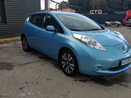 Ніссан Ліф 2015 у Тысменице на Automoto.ua Синій Ніссан Ліф, об'ємом двигуна 0 л та пробігом 70 тис. км за 6850 $, фото 1 на Automoto.ua