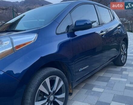 Синій Ніссан Ліф, об'ємом двигуна 0 л та пробігом 117 тис. км за 10400 $, фото 1 на Automoto.ua