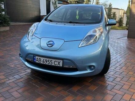 Синий Ниссан Лиф, объемом двигателя 0 л и пробегом 95 тыс. км за 6500 $, фото 1 на Automoto.ua