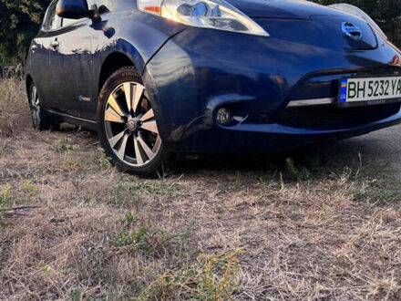 Синий Ниссан Лиф, объемом двигателя 0 л и пробегом 98 тыс. км за 7500 $, фото 1 на Automoto.ua