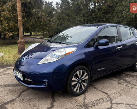 Синий Ниссан Лиф, объемом двигателя 0 л и пробегом 66 тыс. км за 9400 $, фото 1 на Automoto.ua