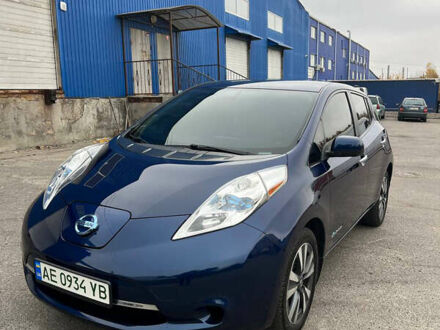 Ниссан Лиф 2016 в Днепре (Днепропетровске) на Automoto.ua Синий Ниссан Лиф, объемом двигателя 0 л и пробегом 53 тыс. км за 10300 $, фото 1 на Automoto.ua