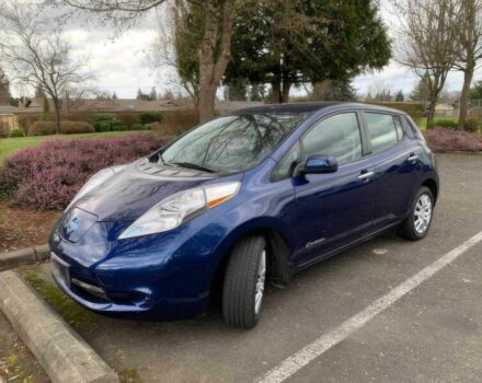 Синий Ниссан Лиф, объемом двигателя 0 л и пробегом 63 тыс. км за 5380 $, фото 1 на Automoto.ua