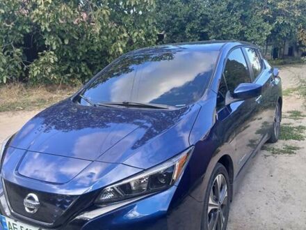 Синий Ниссан Лиф, объемом двигателя 0 л и пробегом 98 тыс. км за 13000 $, фото 1 на Automoto.ua