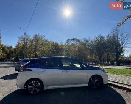 Синий Ниссан Лиф, объемом двигателя 0 л и пробегом 164 тыс. км за 12900 $, фото 1 на Automoto.ua