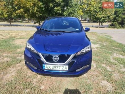 Синий Ниссан Лиф, объемом двигателя 0 л и пробегом 80 тыс. км за 12999 $, фото 1 на Automoto.ua