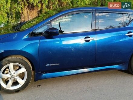 Синий Ниссан Лиф, объемом двигателя 0 л и пробегом 79 тыс. км за 12500 $, фото 1 на Automoto.ua