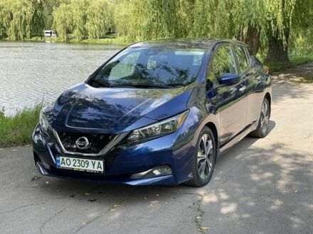 Синий Ниссан Лиф, объемом двигателя 0 л и пробегом 57 тыс. км за 12950 $, фото 1 на Automoto.ua