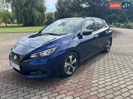 Синий Ниссан Лиф, объемом двигателя 0 л и пробегом 6 тыс. км за 14999 $, фото 1 на Automoto.ua