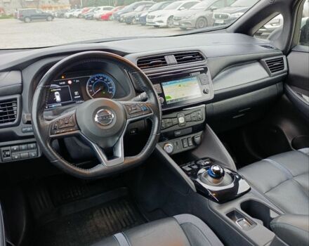 Зеленый Ниссан Лиф, объемом двигателя 0 л и пробегом 115 тыс. км за 13000 $, фото 6 на Automoto.ua