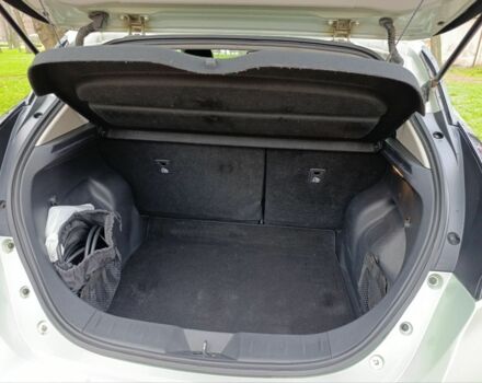 Зеленый Ниссан Лиф, объемом двигателя 0 л и пробегом 115 тыс. км за 13000 $, фото 12 на Automoto.ua