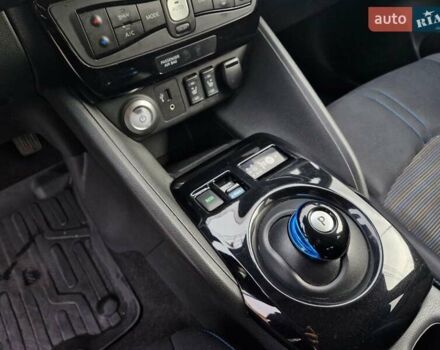 Зеленый Ниссан Лиф, объемом двигателя 0 л и пробегом 70 тыс. км за 13899 $, фото 26 на Automoto.ua