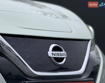 Зеленый Ниссан Лиф, объемом двигателя 0 л и пробегом 83 тыс. км за 11999 $, фото 10 на Automoto.ua