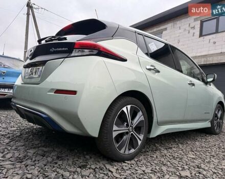 Зеленый Ниссан Лиф, объемом двигателя 0 л и пробегом 129 тыс. км за 11200 $, фото 13 на Automoto.ua