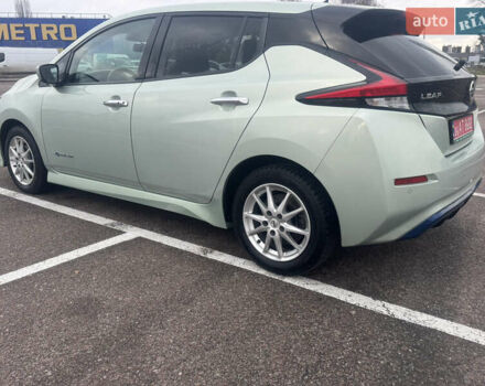 Зеленый Ниссан Лиф, объемом двигателя 0 л и пробегом 118 тыс. км за 12400 $, фото 4 на Automoto.ua